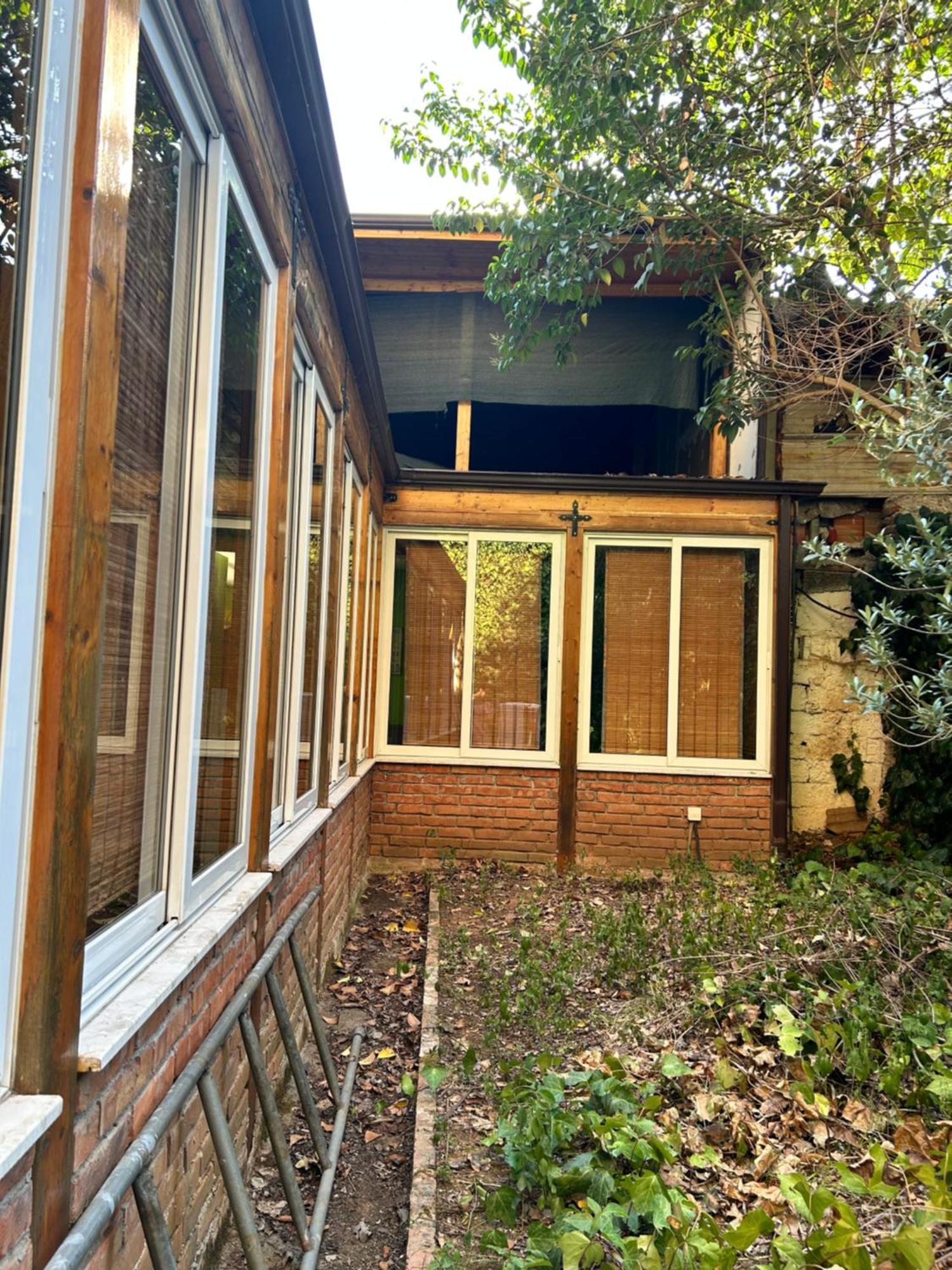 D1 Hostel Tiranë Ngoại thất bức ảnh